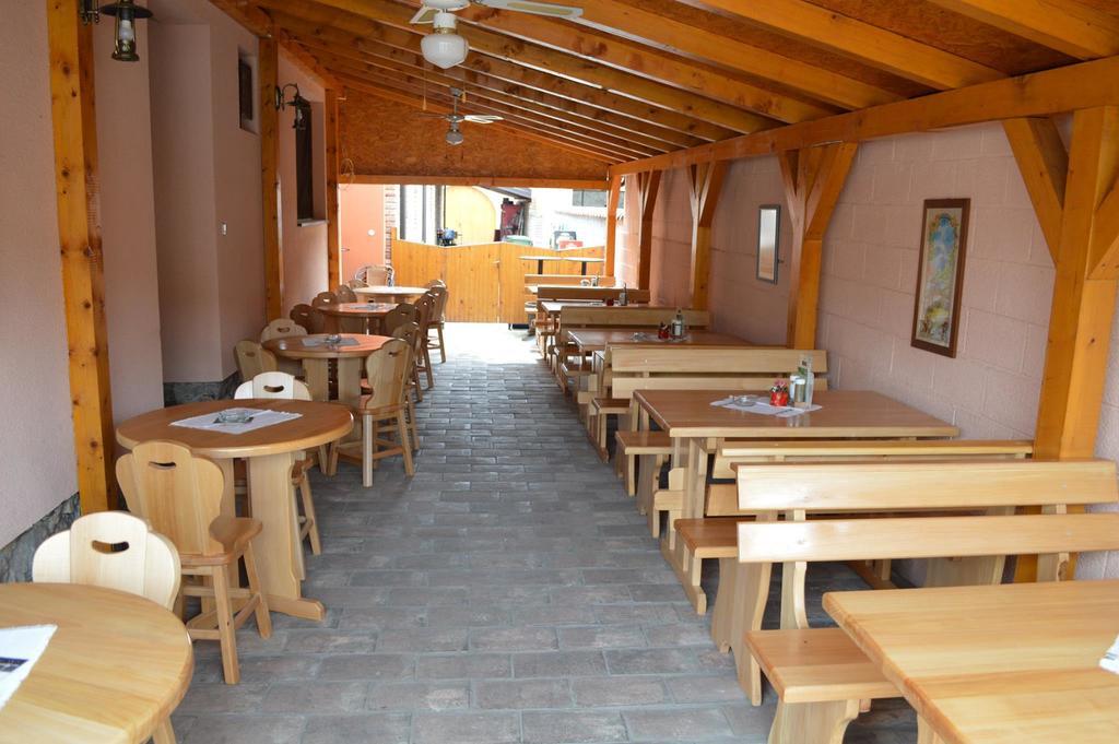 Guest House Aquarius Bosnjaci Exterior foto